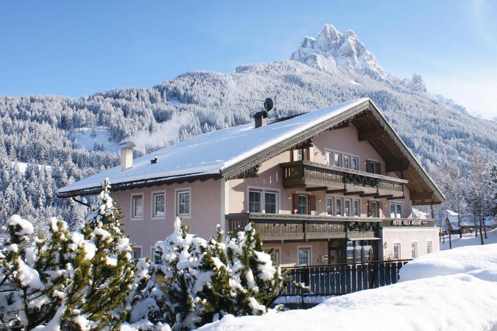 Hotel Villa Mozart Поцца-ди-Фасса Экстерьер фото