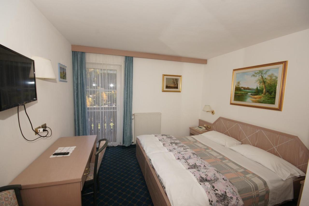 Hotel Villa Mozart Поцца-ди-Фасса Экстерьер фото