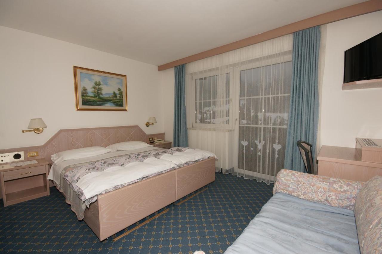 Hotel Villa Mozart Поцца-ди-Фасса Экстерьер фото